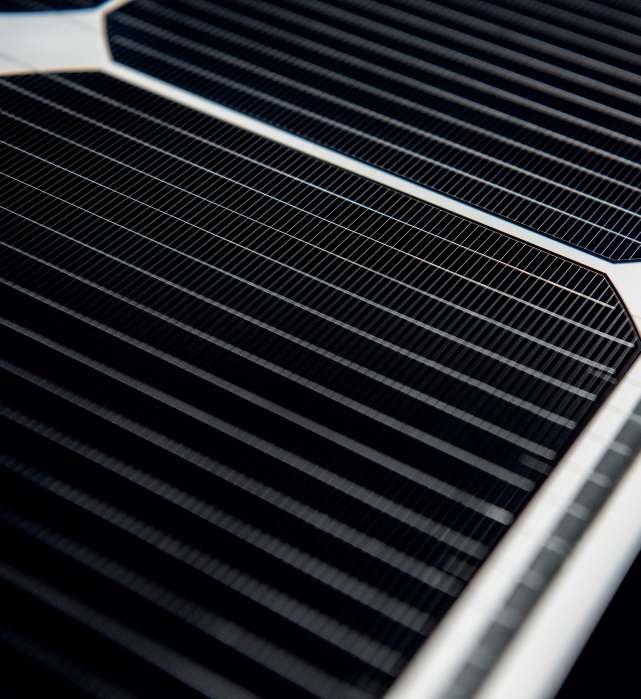 SZWAJCARSKA TECHNOLOGIA, POLSKA PRODUKCJA TECHNOLOGIA SMARTWIRE TO: NOWOCZESNOŚĆ pełna kompatybilność technologii z innowacyjnymi ogniwami 3 generacji HJT.