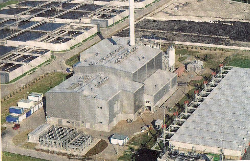 Produktem spalania osadów jest tu popiół (zawierający niespalone produkty mineralne, w tym metale ciężkie) oraz spaliny,