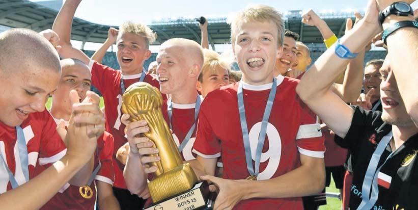Tygodnik Podlaski 11 stycznia 2019 wydarzenia 5 Okręt flagowy Akademii Piłkarskiej TOP-54 Szkolenie młodych piłkarzy w Białej Podlaskiej opiera się o klub Akademia Piłkarska TOP-54.