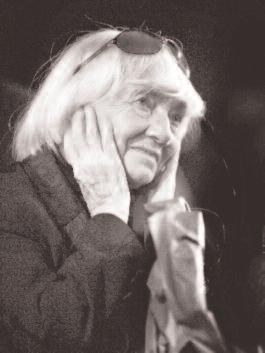 Ode szli HA LI NA HO LAS-IDZIA KO WA (1916-2014) 7 lu te go br. ode sz a wiel ka oso bo wo, Wiel ka Da - ma l skiej fo to gra fii Ha li na Ho las-idzia ko wa. Uro dzi a si 15.