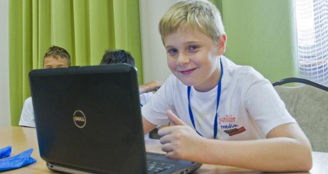 DZIENNIKARSKA PRZYGODA Z JUNIOR MEDIA NA