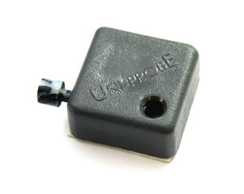 Wyposa enie aparatu: A) instrukcja obs³ugi B) kabel zasilaj¹cy 230V C) uchwyt do igie³ i elektrod (nr kat.