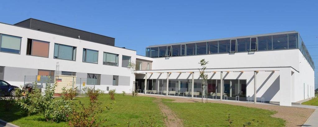 Podniesienie jakości usług edukacyjnych w gminie Kórnik poprzez rozwój infrastruktury edukacyjnej - budowę gimnazjum w Kamionkach Całkowity planowany koszt projektu: 11 771 736,27 Kwota