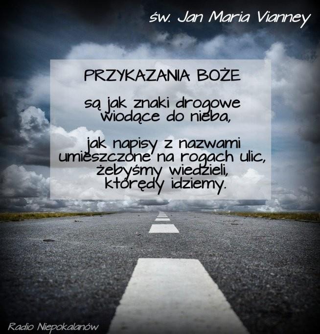 Głos zewnętrzny - Głos rodziców to oni wychowują, czyli przypominają, co dobre, a co złe. Wychowuje też prawo stanowione przez ludzi. Poszczególne kraje stanowią swoje prawa.