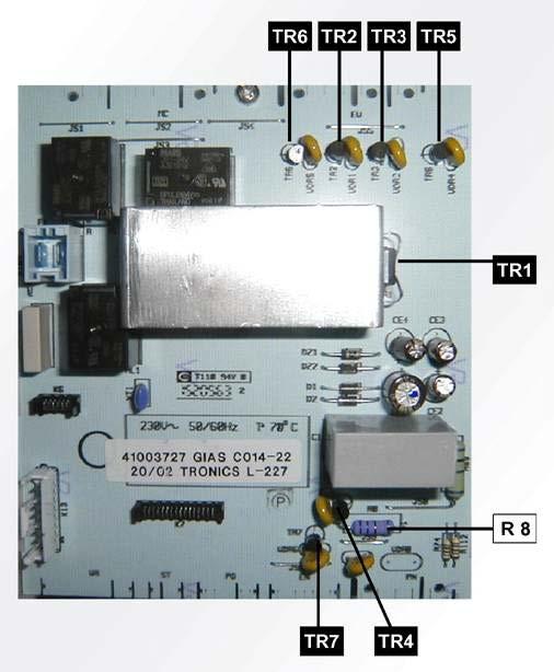 Wizualne sprawdzenie modułu sterowania Cuore Control Moduł sterowania Cuore Control firmy MDL Wersje: 24 kontakty i 2 kontakty TR6 TR2 TR TR5 Ważne Po liczbie kontaktów w złączu K7 identyfikujemy