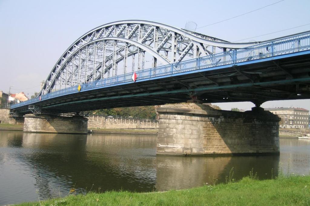 Fot. 14. Kraków. Zabytkowy most im.