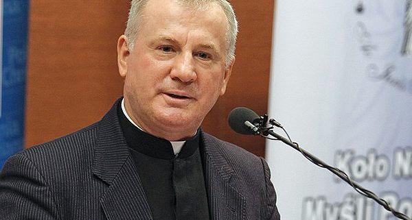 filozofia gospodarki; historia filozofii; filozofia religii, filozofia postmodernistyczna, filozofia lewicy.