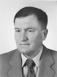 Miscellanea zmarli MIECZYSŁAW ZYBER Zmarł 15 maja 2016 r. Urodził się 3 listopada 1950 r. w Śląskowie, pow. rawicki. W 1978 r. uzyskał dyplom na Wydziale Weterynaryjnym we Wrocławiu.