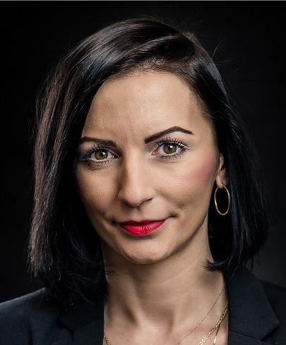 Inwestycja Nazwa nośnika Oferta Pakiet Pakiet Strategiczny Sponsor Partner Wyłączność branżowa Oficjalny Tytuł Nazwa Drużyny Wykorzystanie wizerunku Szczegółowy opis wszystkich nośników reklamowych