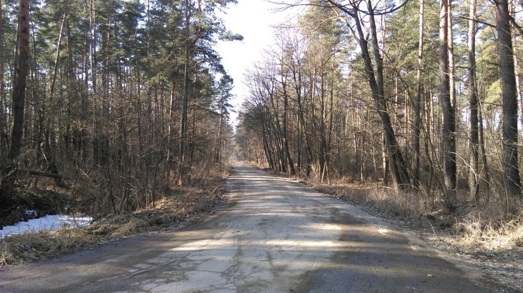 11. Usuwanie barier architektonicznych i przestrzennych - przebudowa drogi łączącej tzw. osiedle wojskowe w Kłaju z pozostałą częścią miejscowości i siecią dróg publicznych.