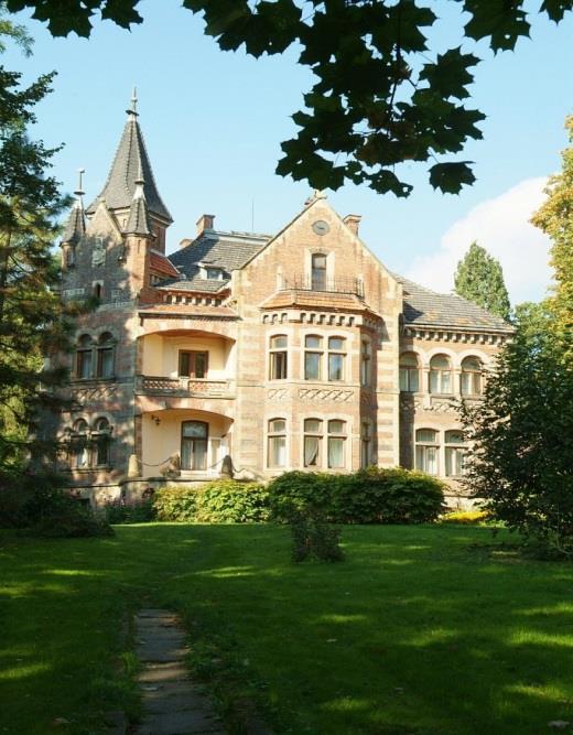 starszych, co prowadzi do starzenia się społeczeństwa.