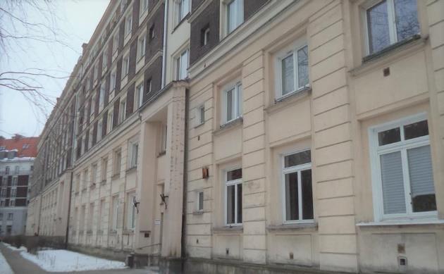 poz. 20 al. Wyzwolenia 9 - pow. 57,45 m 2 Zdjęcia lokalu Przydatne adresy/telefony 1. Administracja Domów Komunalnych nr 3, ul.