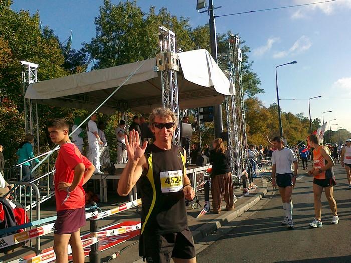 30 września 2012 odbył się 34 Maraton Warszawski. Zadebiutował w nim nasz nauczyciel wychowania fizycznego Andrzej Kozieł.