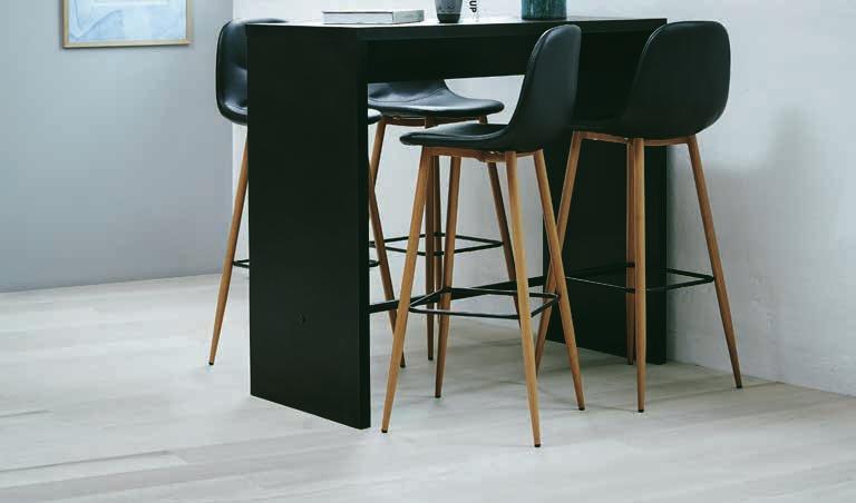 S90 x D180 x W76 cm. Krzesła: Skóra ekologiczna i chrom. Stół 1 SZT. 1299,- 900,- Krzesło 1 SZT.