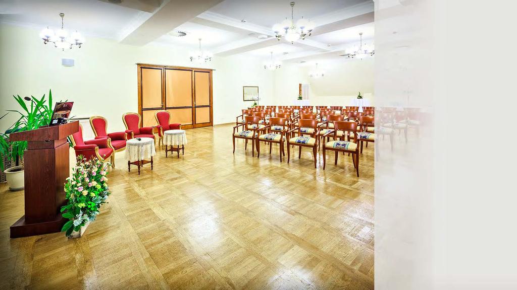 Sala Konferencyjna Piłsudskiego To sala konferencyjna, która daje bardzo komfortowe warunki zarówno do organizacji spotkań biznesowych, jak i eleganckich bankietów.