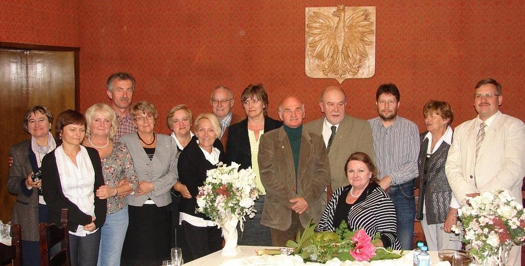Komisja rewizyjna: przewodnicząca Anna Gierłowska, z-ca Halina Sańda, sekretarz Janina Wasiak, członkowie: Marek Bodych, Bogusław Kondek, Krzysztof Szymański, Wiesław Zimniak Sąd koleżeński: