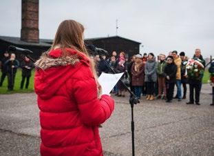 W rocznicę tych wydarzeń przygotowaliśmy projekt edukacyjny dla młodzieży, którego celem było upamiętnienie ofiar pacyfikacji.