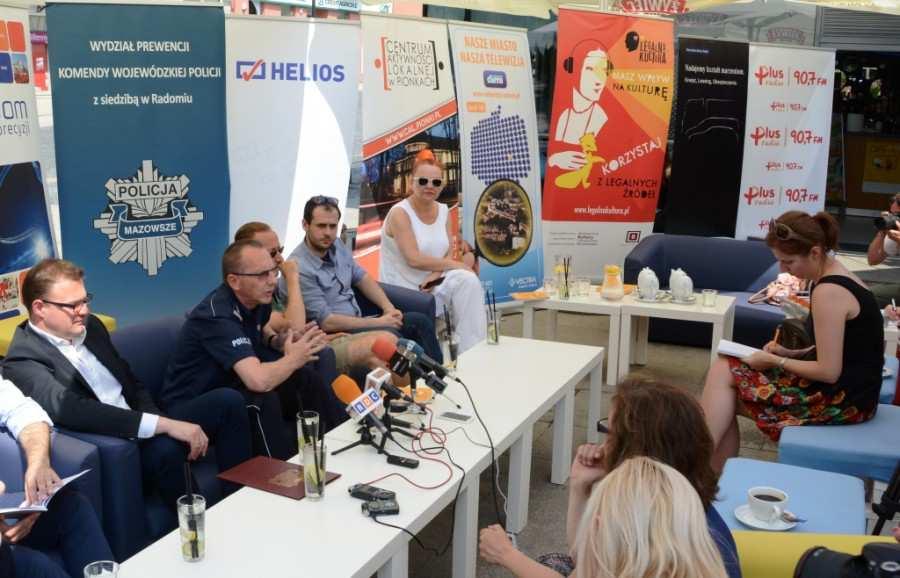 Drugi dzień festiwalu rozpoczął się od spotkania organizatorów z dziennikarzami i przedstawienia najważniejszych założeń festiwalu.