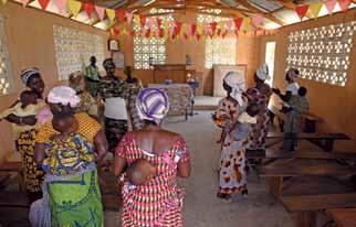 wierzenia mozaika etniczna i religijna Benin zamieszkują różne plemiona, a co się z tym wiąże, jest tu wiele religii.