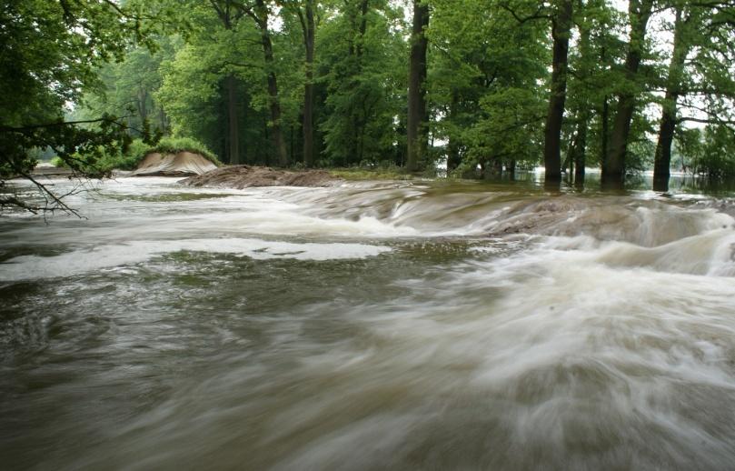 Dolnośląski Zarząd d Melioracji i Urządze dzeń Wodnych we Wrocławiu Powodzie 2010r.
