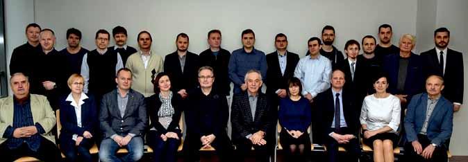 14 50-lecie wiea 50-lecie wiea 15 25-lecie Instytutu Sterowania i Systemów Informatycznych 25 lat temu, wtedy jeszcze doktor habilitowany, Józef Korbicz, za namową doc. dr. inż.