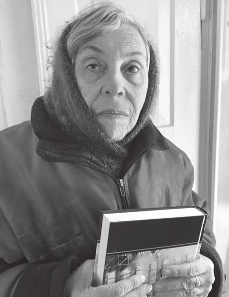 nych warunkach oraz wielkiej biedzie. W czasie rozmowy Anna z radością przyjęła od nas Biblię, obiecując, że będzie ją czytać każdego dnia. Powierzajmy Panu Annę oraz jej życie, synem Romanem.