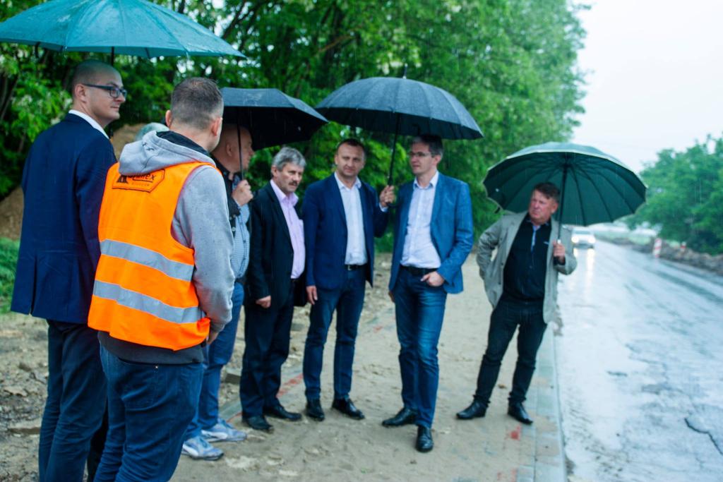 Z marszałkiem po powiecie sandomierskim 1 16 maja 2018 Z marszałkiem po powiecie sandomierskim Marszałek województwa świętokrzyskiego Adam Jarubas przebywał z wizytą w powiecie sandomierskim.