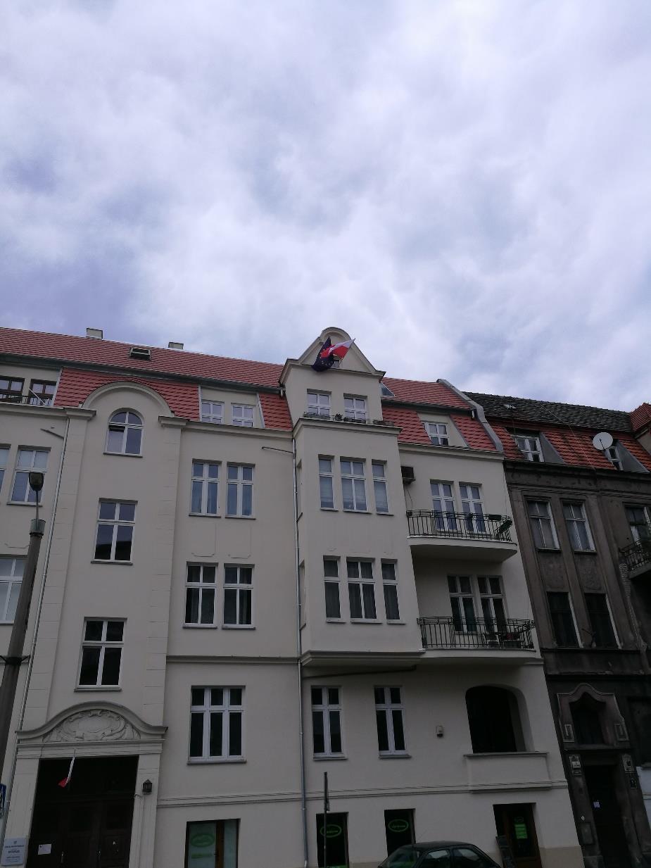 BUDYNEK