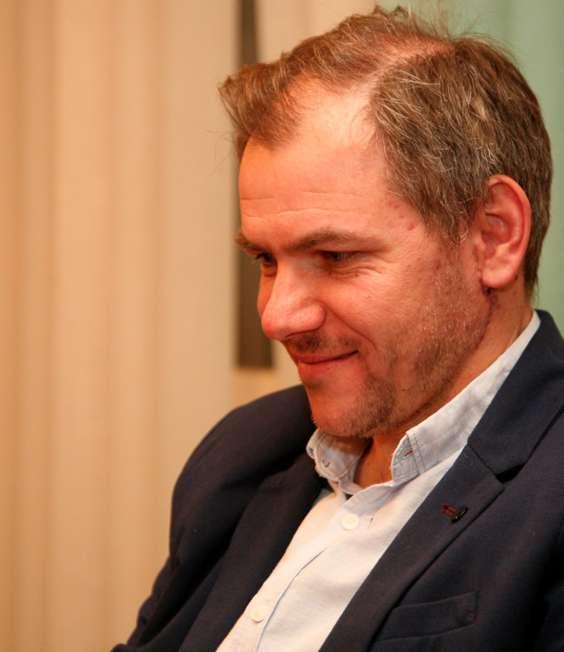 kolędy zaśpiewa chór Bracia patrzcie jeno, po czym potoczą się wieczorne geodetów rozmowy.