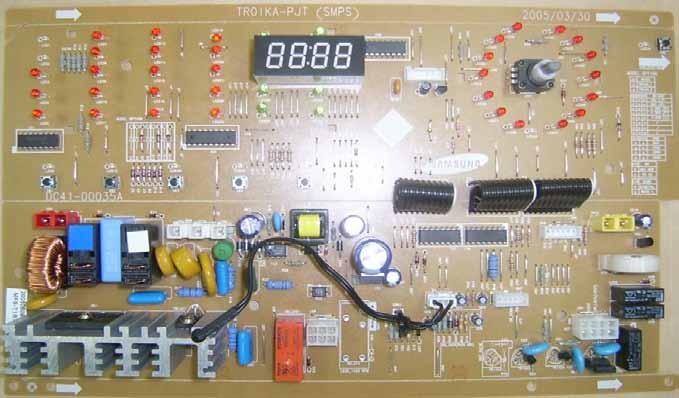 SERWIS SPRZĘTU DOMOWEO RELAY (przekaÿnik ) A) AC- B) AC- wspólny RELAY (przekaÿnik ) A) RZA KA B) RZA KA CN A) Sygna³ DOOR LOCK (blokada drzwi) B) Sygna³ DOOR LOCK (blokada drzwi) Opis kontaktów