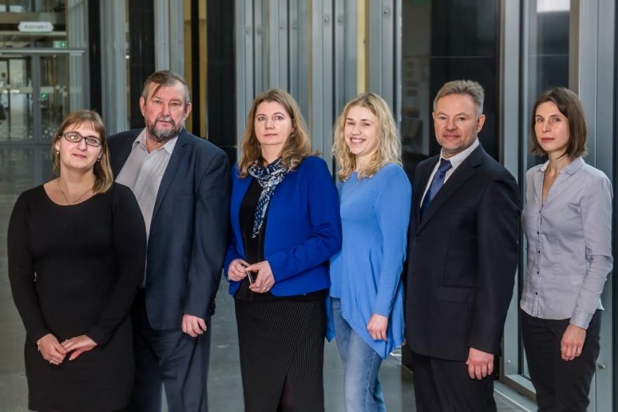 Katedra Biotechnologii Molekularnej Pracownia Inżynierii Genetycznej Kierownik Katedry i Pracowni: prof. dr hab. Piotr Skowron Pracownicy: dr hab. Agnieszka Żylicz-Stachula dr inż.