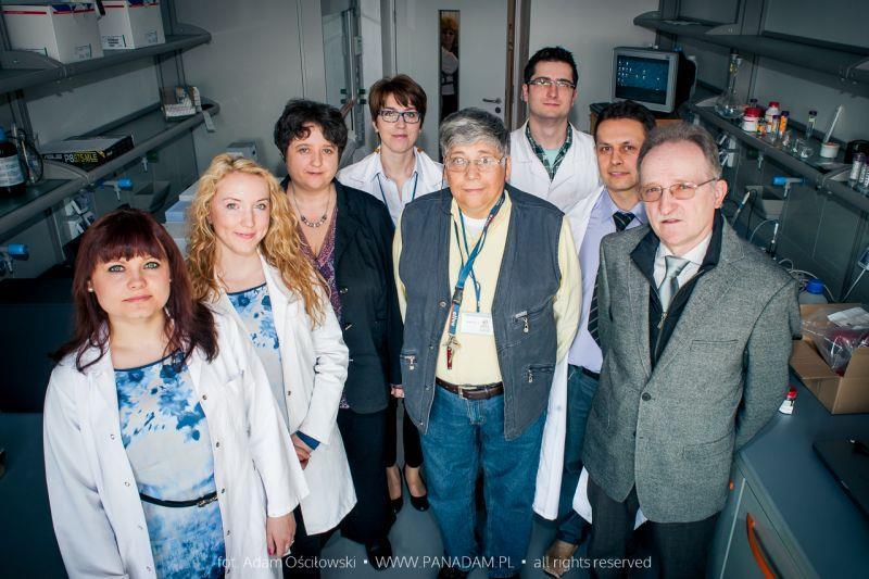 Katedra Chemii Ogólnej i Nieorganicznej Opiekunowie Projektów Dyplomowych prof. dr hab. inż. Lech Chmurzyński dr hab.