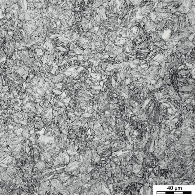 Microstructure of the 15HGMV steel after quenching and tempering (austenitising at 970 C and quenching in oil and tempering at 660 C) (a) without ESR, (b) with ESR Rys. 2.