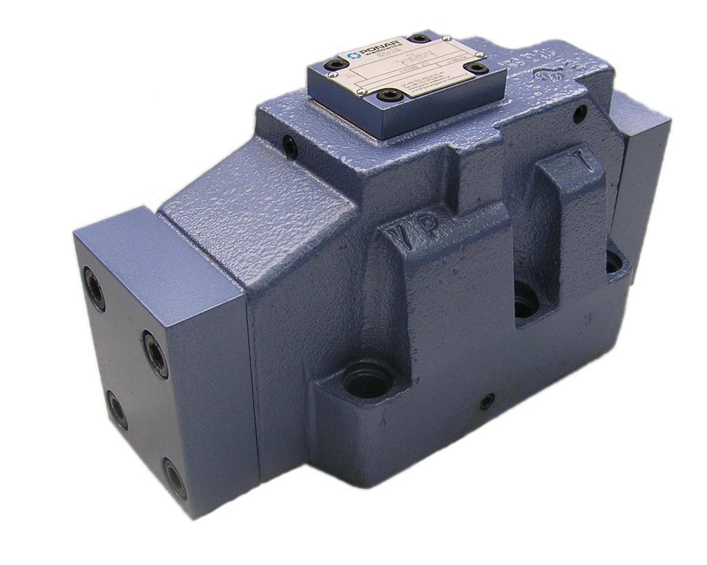 Rozdzielacz suwakowy sterowany hydrauliczne typ WH22 WN22 do 5 MPa do 450 dm /min WK 460 200 08.