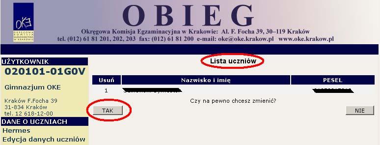 Należy wybrać Edycję danych uczniów / Oddziały następnie otworzyć Listę uczniów w danym oddziale, zaznaczyć wybranego ucznia/uczniów zaznaczając kwadracik w kolumnie Usuń.