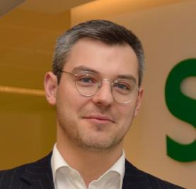 Wcześniej odpowiadał za obszar comp&ben w Grupie Cersanit (również właściciel marki Opoczno), gdzie stworzył i realizował politykę wynagradzania w spółkach dystrybucyjnych i produkcyjnych Grupy w
