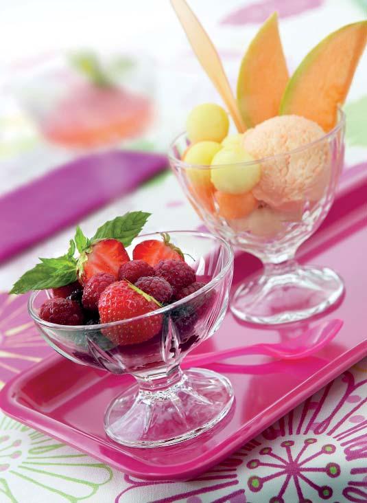 Szkło Deserowe FIESTA Coctail pucharek E3423 300 ml, Opak.: 6/24 Śr./wys.: 117 x 106 mm Kosz CAMBRO: 9S318 PALMIER pucharek 58010 210 ml, Opak.
