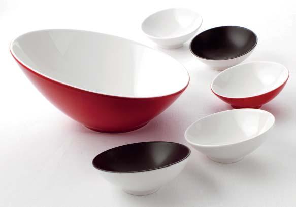 PORCELANA Steelite International to największy producent porcelany hotelowej na świecie, wytwarząjący pół miliona sztuk tygodniowo. Wszystkie linie marki Steelite produkowane są w Wielkiej Brytanii.