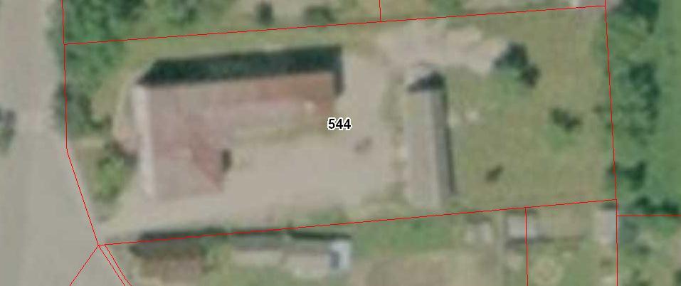 1.3. Instalacja elektryczna Budynek urzędu jest zasilany z rozdzielnicy nn położonej na parterze przy wejściu głównym. Obiekt jest zasilany poprzez przyłącze napowietrznym.