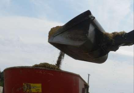 900 kg