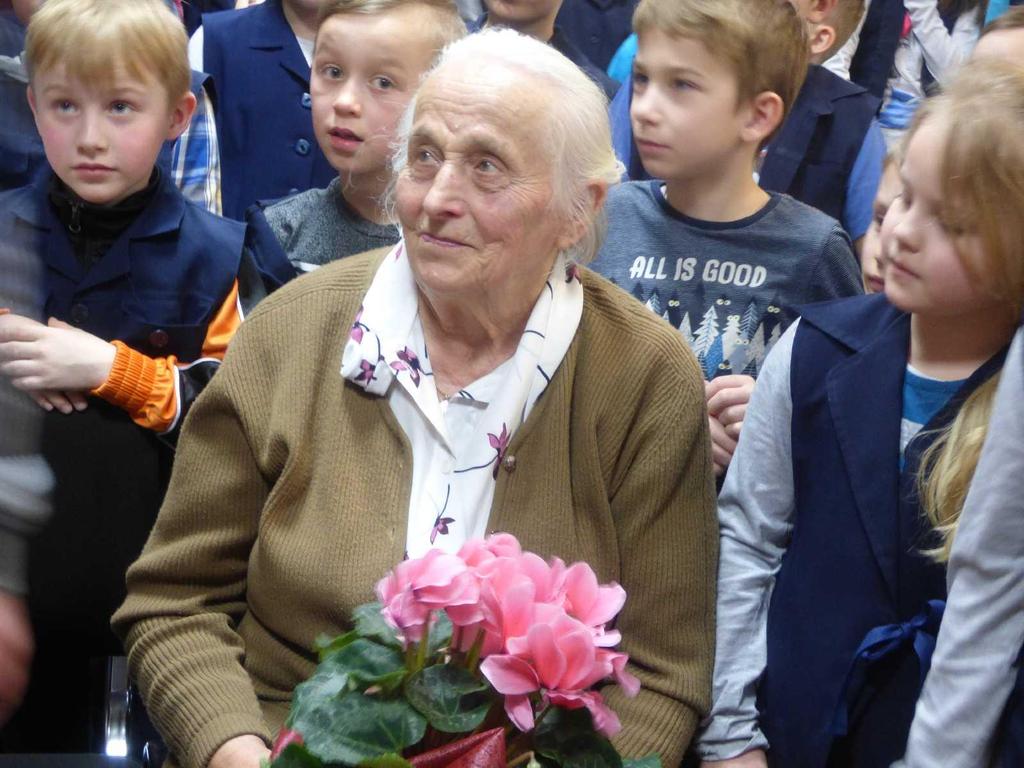 Szkoły Podstawowej w Kamionce Małej ze świadkiem