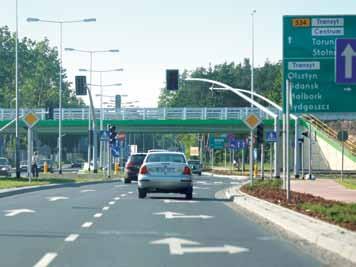 tranzytowego z centrum miasta. Konsekwentnie unowocześniany jest wewnętrzny szkieletowy system transportowy Grudziądza.