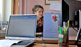 E-usługi Urząd Marszałkowski Województwa wspierając podnoszenie poziomu edukacji inwestuje w ramach projektu e-usługi e-organizacja pakiet rozwiązań informatycznych dla jednostek organizacyjnych
