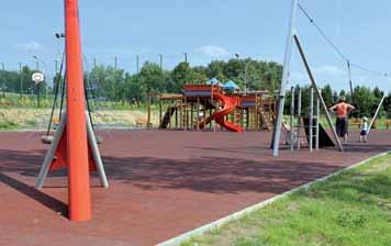 Władze gminy otrzymały też ponad 800 tysięcy złotych dofinansowania na rewitalizację Jeziora Czarownic.