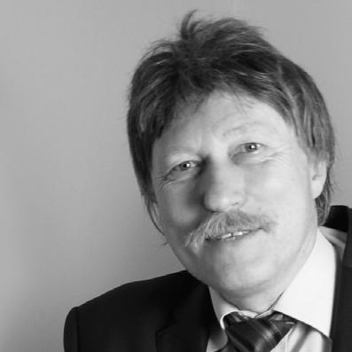 Zgodnie ze Statutem Ekopolu Górnośląskiego Holding SA Zarząd Spółki składa się z najwyżej trzech osób, wybiera go Rada Nadzorcza, a kadencja Zarządu trwa trzy lata.