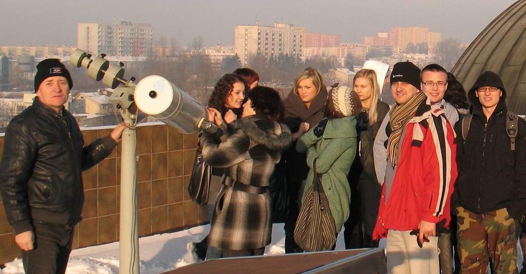 Przedstawiono 11 referatów, wybranych wcześniej spośród 38 nadesłanych prac.