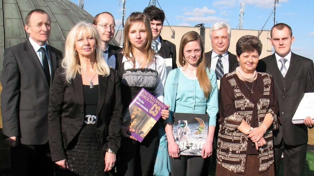 2. Arkadiusz Warzyński (VII LO Częstochowa) Zmienny Wszechświat projekt OGLE i jego odkrycia, 3. Weronika Skupień (ZSE Wodzisław Śląski) Byt Gazowego Olbrzyma i jego towarzyszy, 4.