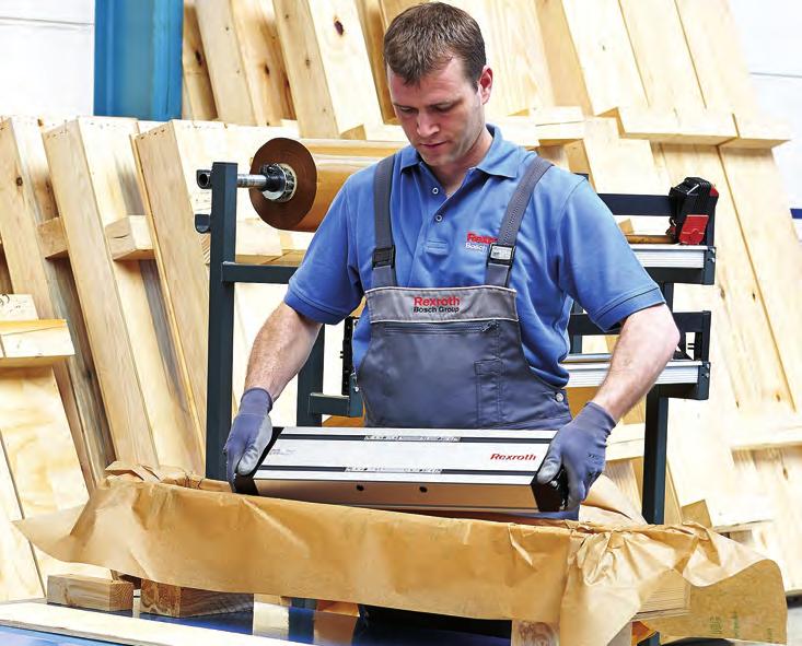 04 2015 PL NOWOŚCI 7 Konfigurowalne systemy przemieszczeń liniowych i mechanizmy śrubowo-toczne gotowe w kilka dni Firma Bosch Rexroth rozszerza program szybkich dostaw GoTo o konfigurowalne systemy