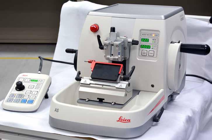 HistoCore AUTOCUT Mikrotom rotacyjny Instrukcja obsługi Polski Nr kat.: 4 059 80 Rev.