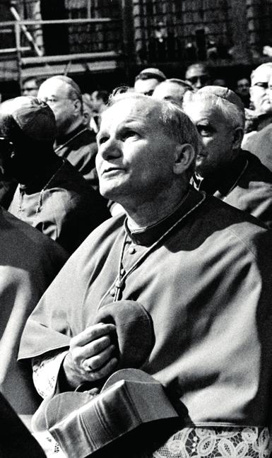 , po wyborze na Stolice Piotrową, zadano mi pytanie: Czy przyjmujesz?